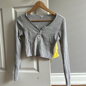 GARAGE grey cropped long sleeve